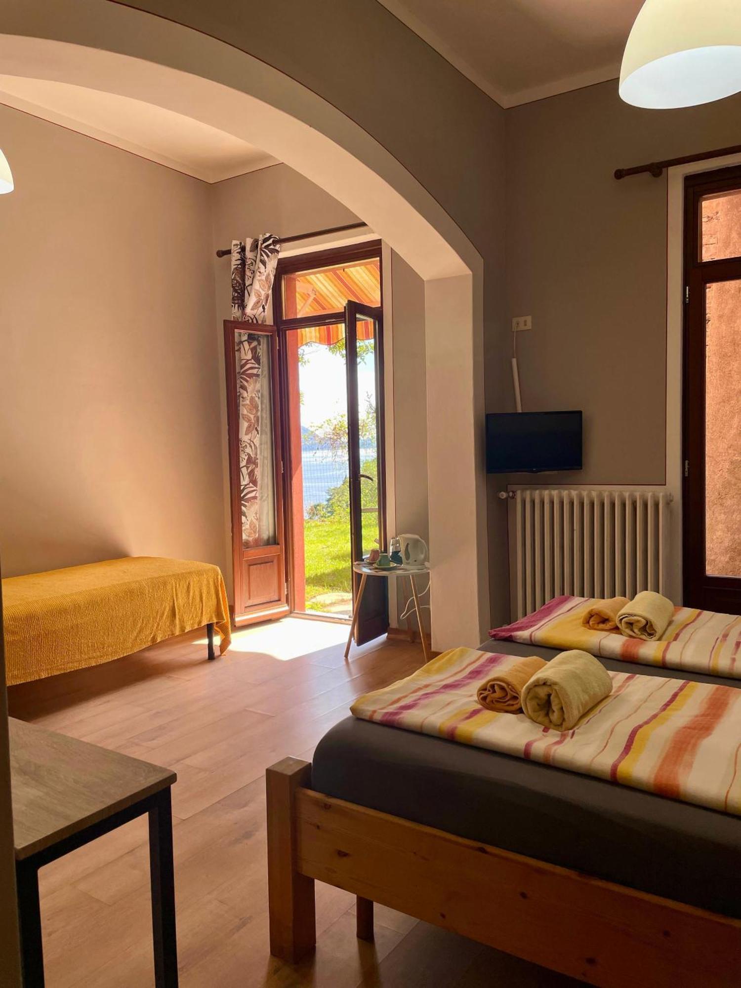 Villa Angelina Guest House Cannero Riviera Extérieur photo